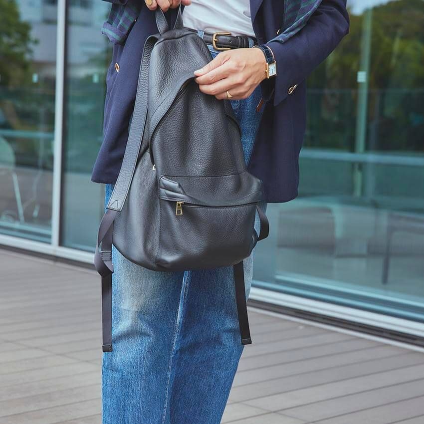 ビームスF・西口修平の仕事バッグとその中身「小物はギャルソンのポーチに入れてます」 - 29枚目の画像