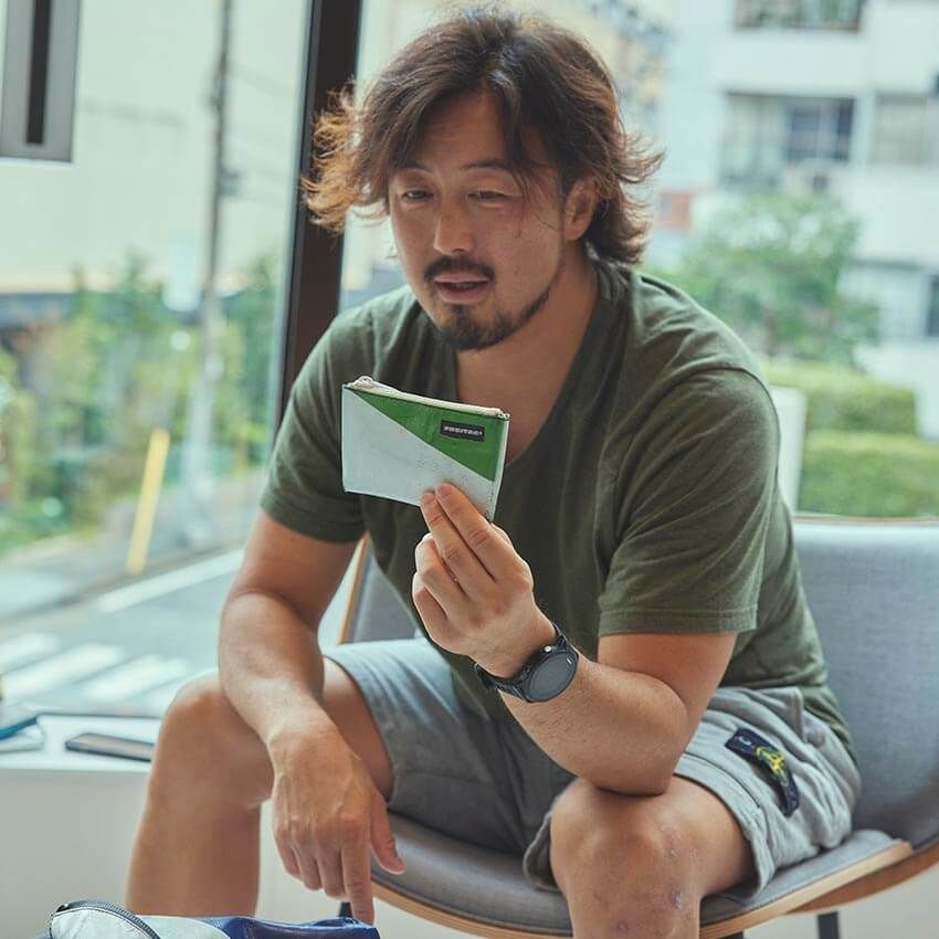 「財布として作ったモノではないかもしれませんが、ユーザーに使い方を委ねる余白も良いなと思います」。