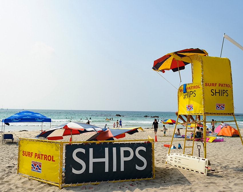 SURF PATROL ライフセービングシャツ Mサイズ Amazon.co.jp