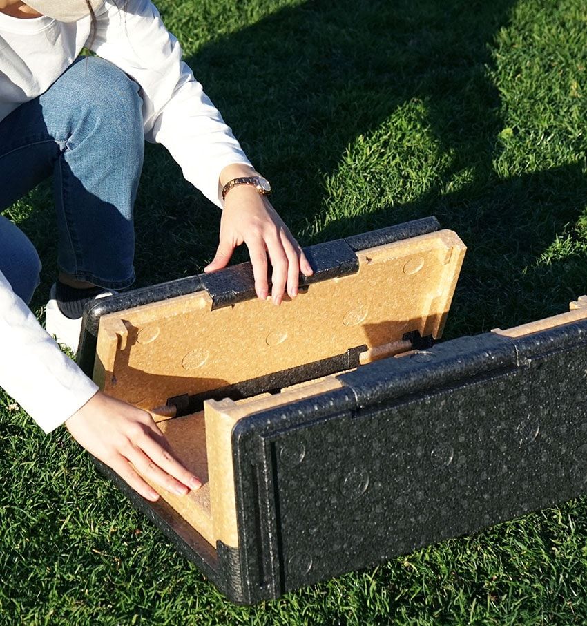 “折り畳める”発泡スチロールの箱。かさ張らず保冷力も抜群だから、車に常備をオススメ！ - 3枚目の画像