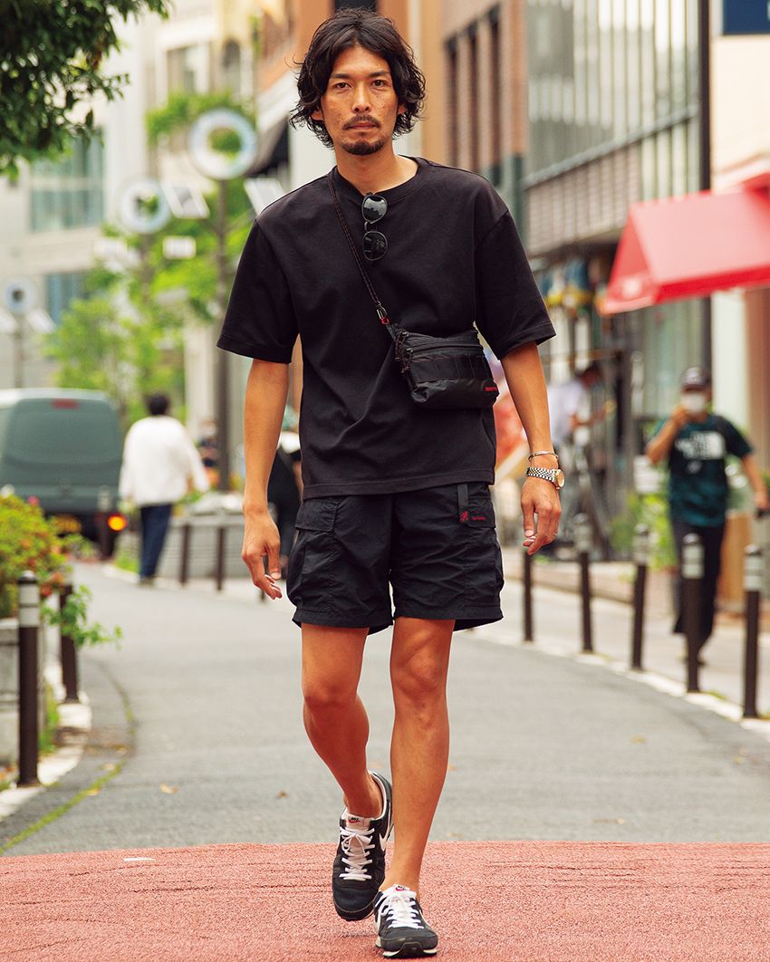 夏のオールブラック・スタイル。軽快さを求めるならショーツでコーデが吉！ - 7枚目の画像