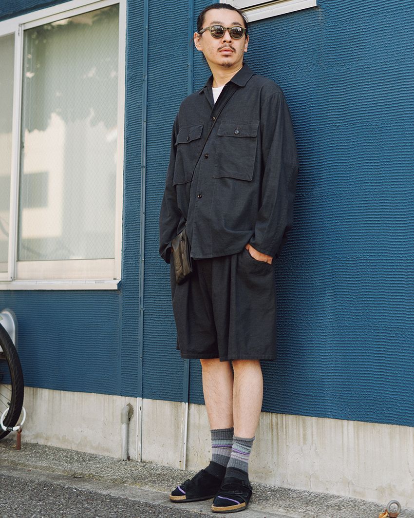 夏のオールブラック・スタイル。軽快さを求めるならショーツでコーデが吉！ - 6枚目の画像
