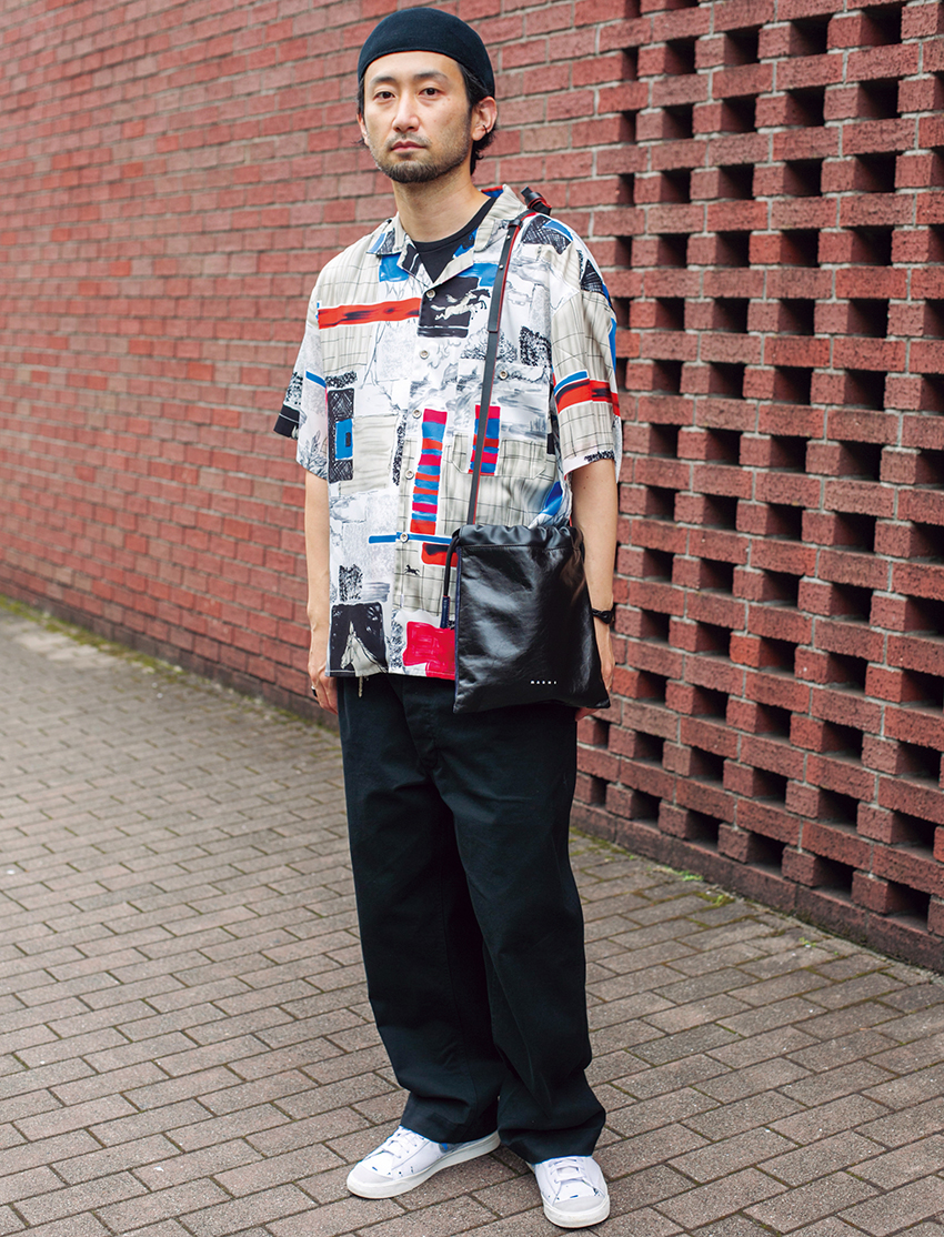 フォトTやボタニカル、刺繍も！センスのいい大人たちに見る“総柄シャツ