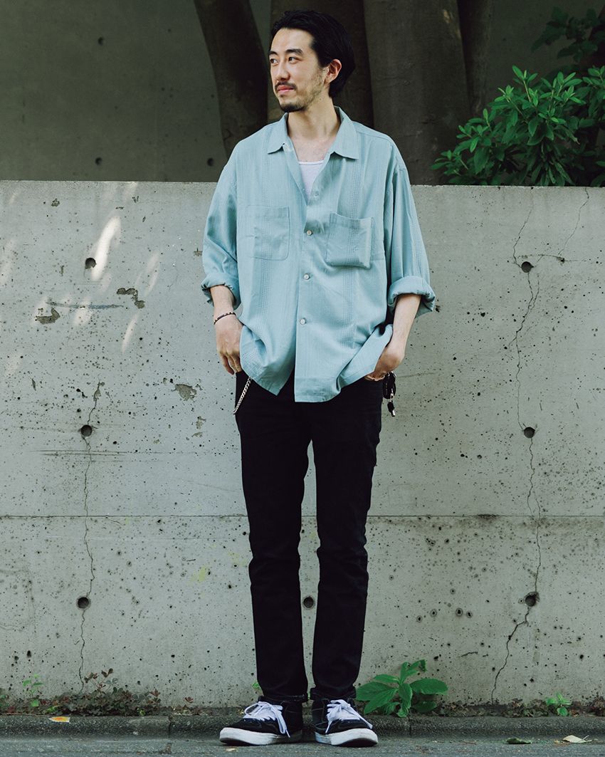 「デニム好きほど着こなしはシンプル」デンハム代表ほか、着飾らずに洒落ている7人をパパラッチ - 1枚目の画像