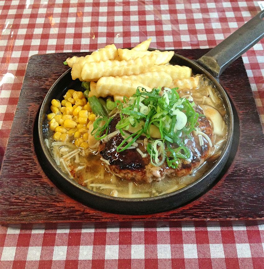 京大卒のプロ雀士として活躍する看板娘が、幼少期から麻雀漬けの日々を送っていた - 10枚目の画像