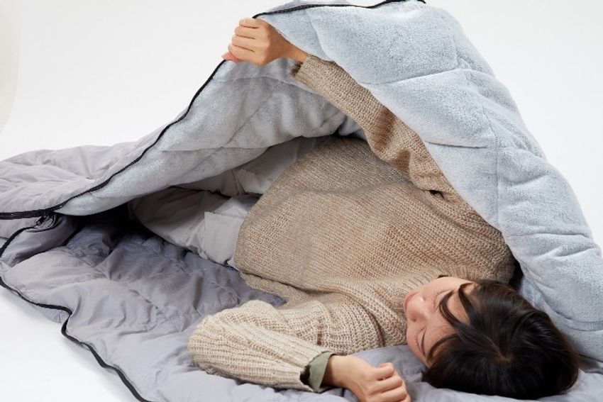 布団の老舗「西川」が本気で寝袋を作ったら、もうテントか寝室かわからなくなりそう - 8枚目の画像