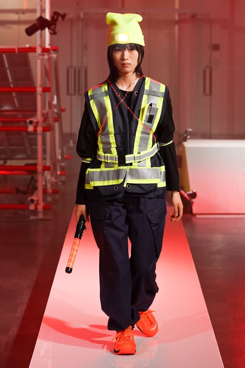 滝藤賢一が履いた“本物”のワークシューズ。「アシックス」が意外なファッションショーを開催 - 8枚目の画像