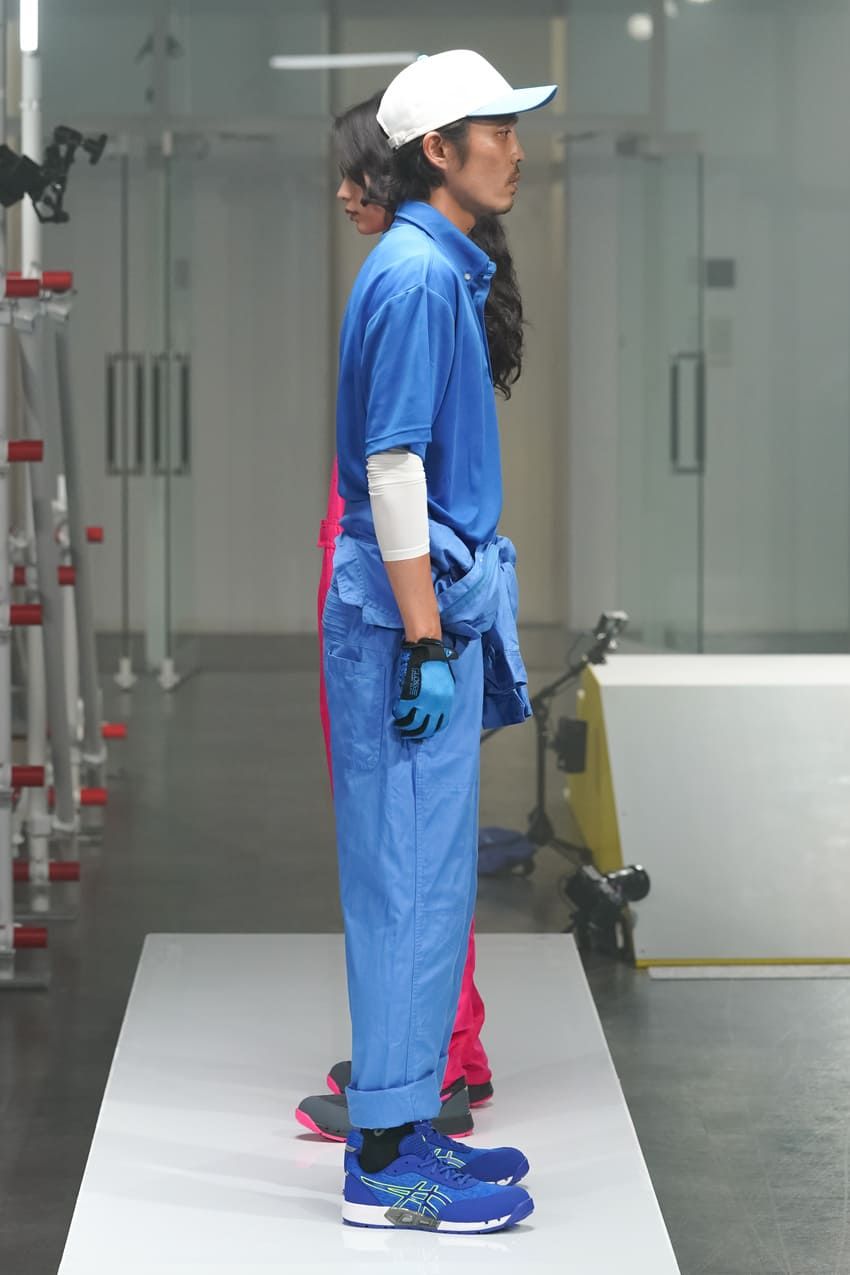 滝藤賢一が履いた“本物”のワークシューズ。「アシックス」が意外なファッションショーを開催 - 11枚目の画像