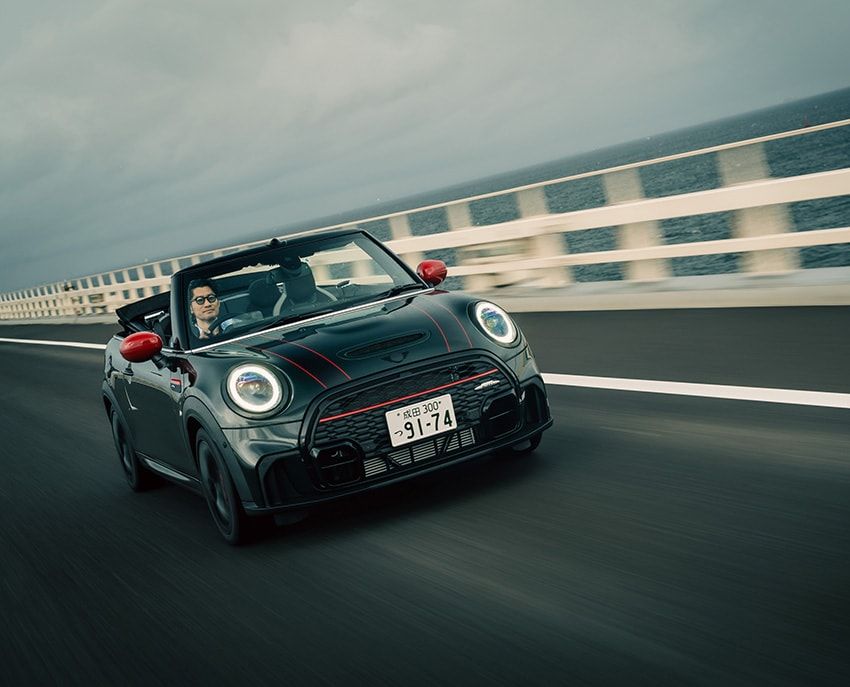ミニ JCW コンバーチブル 534万円〜/MINI カスタマー・インタラクション・センター 0120-3298-14