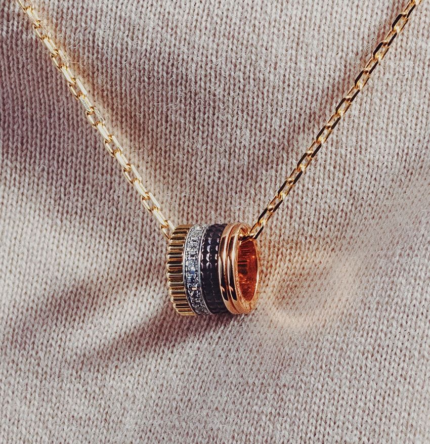 毎日を品良く彩る「ブシュロン」のペンダントは、大人ハイジュエリーのベストバイだ - 1枚目の画像