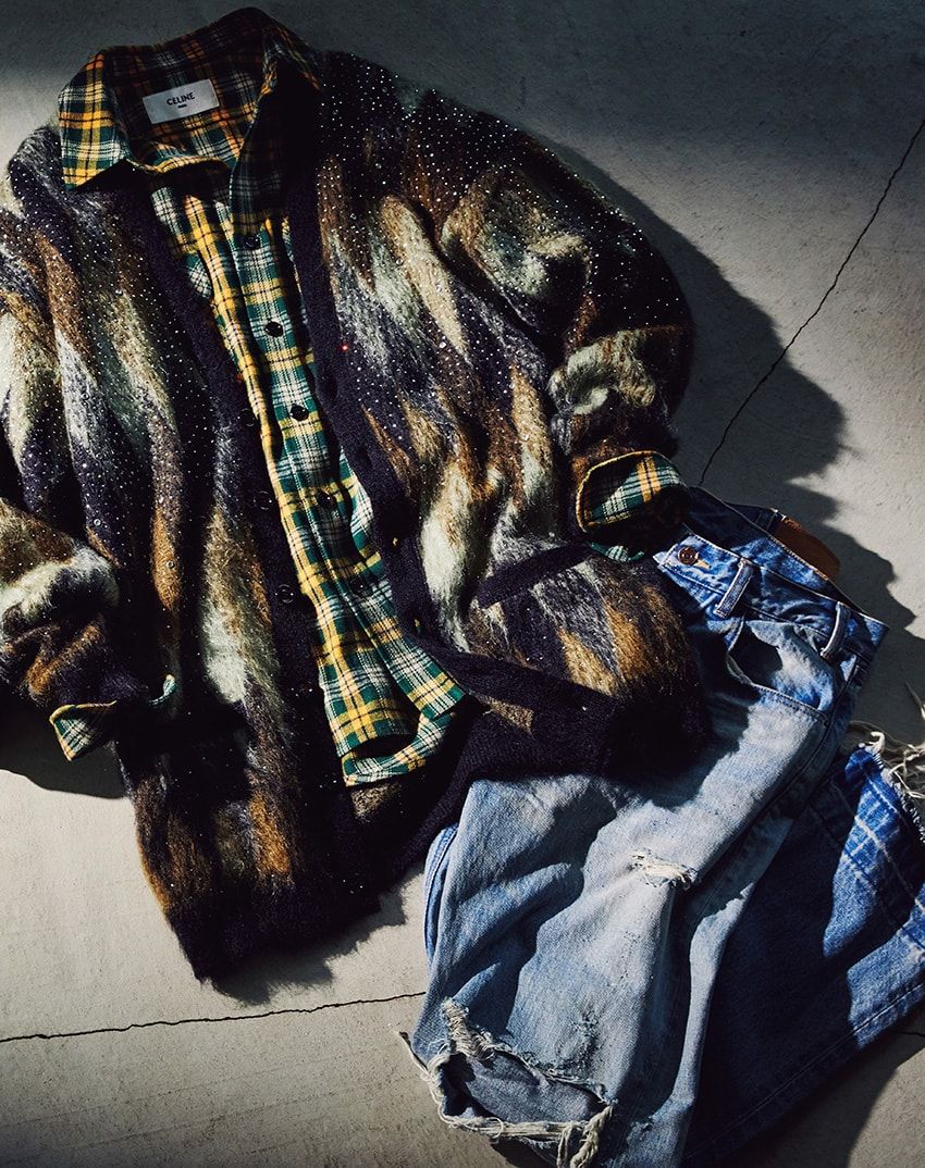 グランジ世代ならグッとくるカート・コバーン的「セリーヌ」と“ドルチェ”のスタッズT - 3枚目の画像