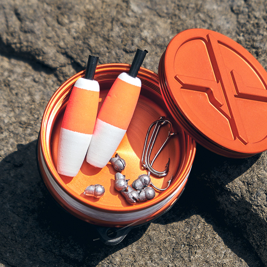 ポイントを見つけたらすぐ釣れる！ ポケットに収まる釣り具キット