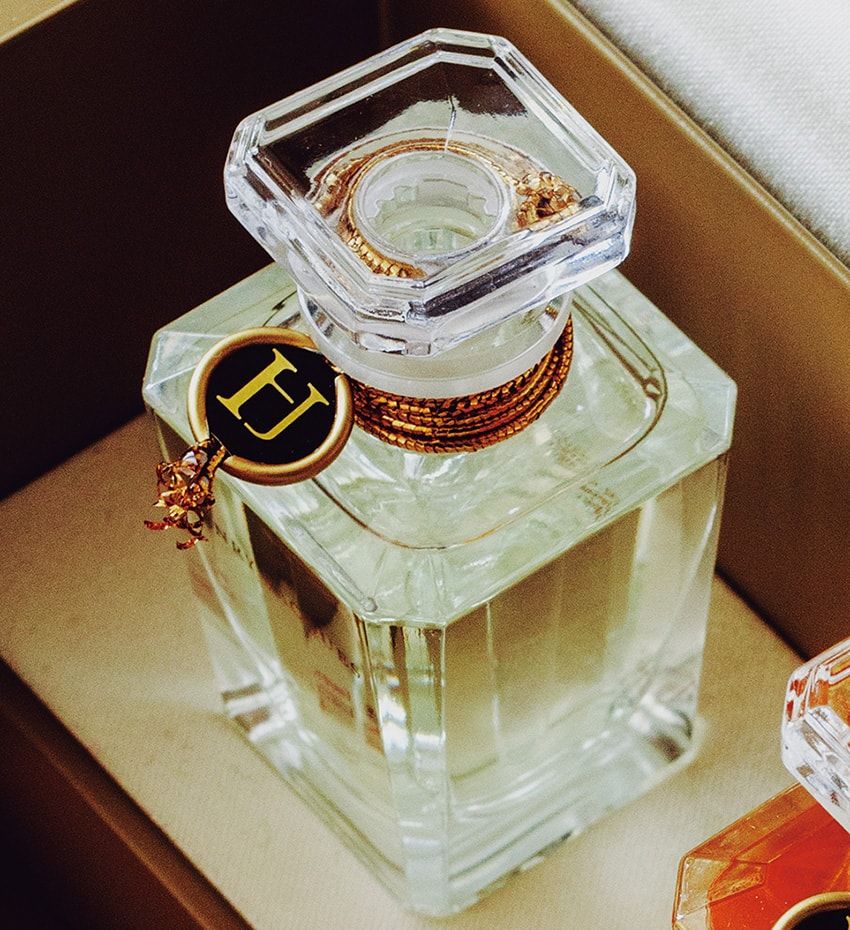 15mlボトルで約10万円の香水。香料濃度、驚異の約100%の「アンリ・ジャック」の価値 - 2枚目の画像