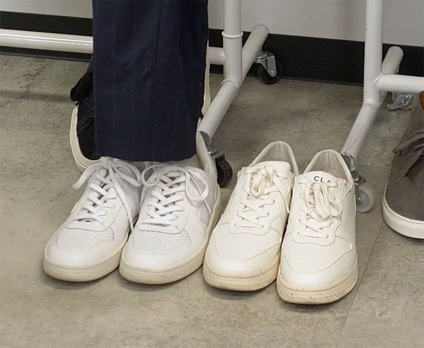 ダサく見えない“通勤スニーカー”の色、素材は？ プロが導き出く2つの最適解 - 8枚目の画像