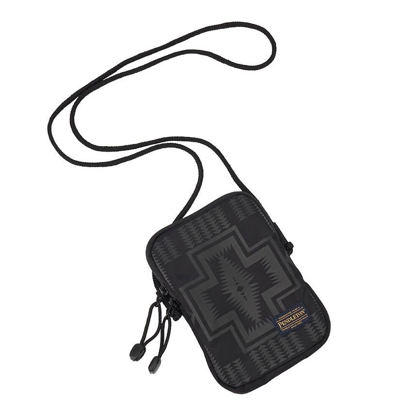 モノトーンのネイティブ柄がナイス。ペンドルトン×マンハッタンポーテージの調和は大人に味方する - 11枚目の画像