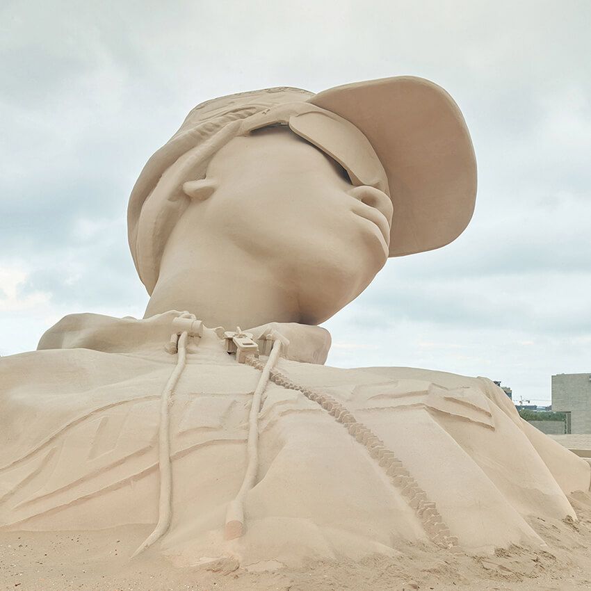 一夜限りの「砂のルイ・ヴィトン」。本気すぎる“遊び場”はどこに、なんのためにできたのか - 19枚目の画像