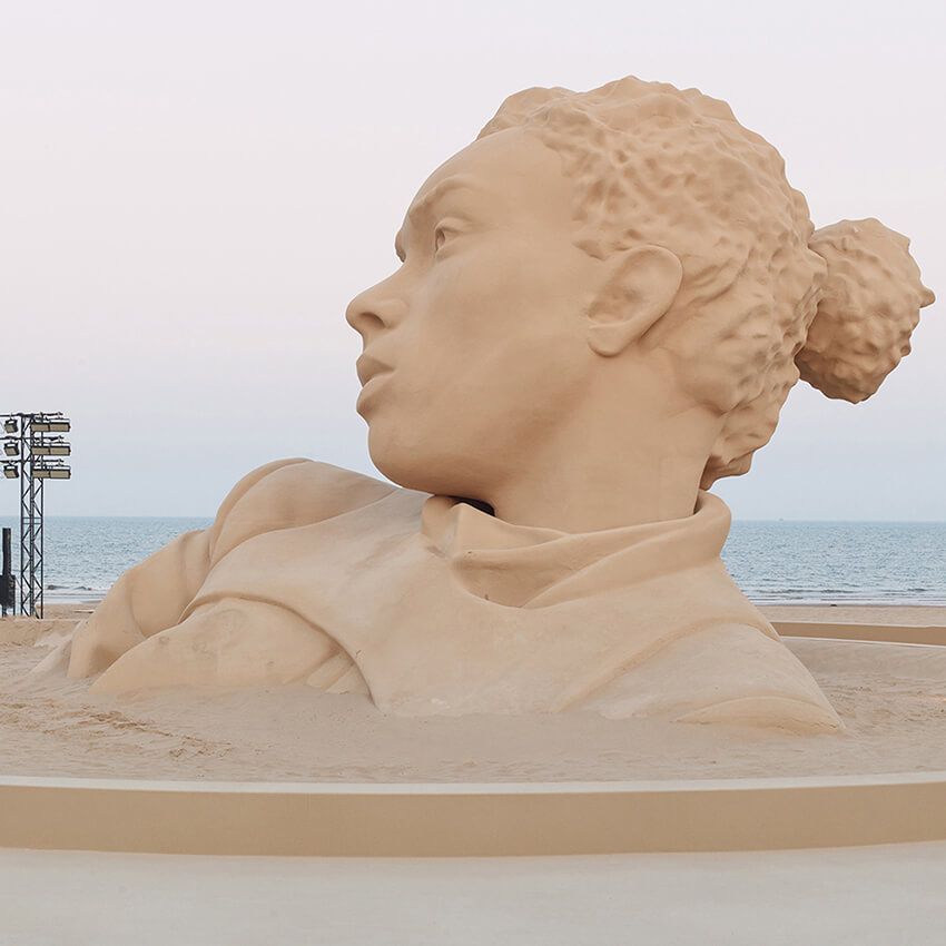 一夜限りの「砂のルイ・ヴィトン」。本気すぎる“遊び場”はどこに、なんのためにできたのか - 20枚目の画像