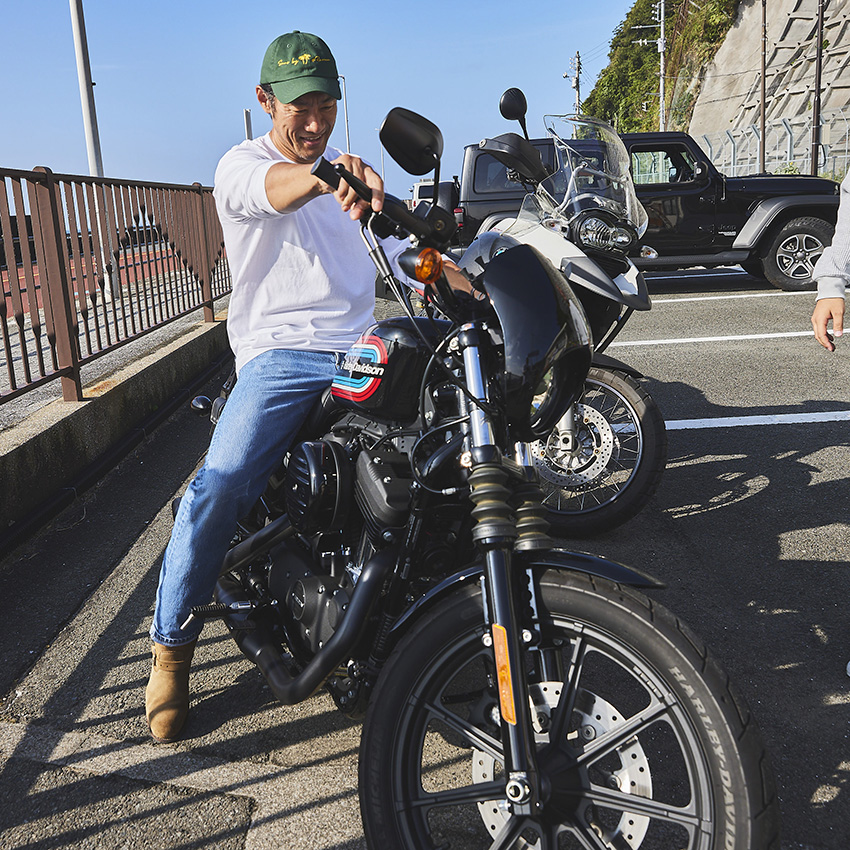 ハナコ岡部、ついにハーレー納車！ 愛車“木村拓哉モデル”を特別に初