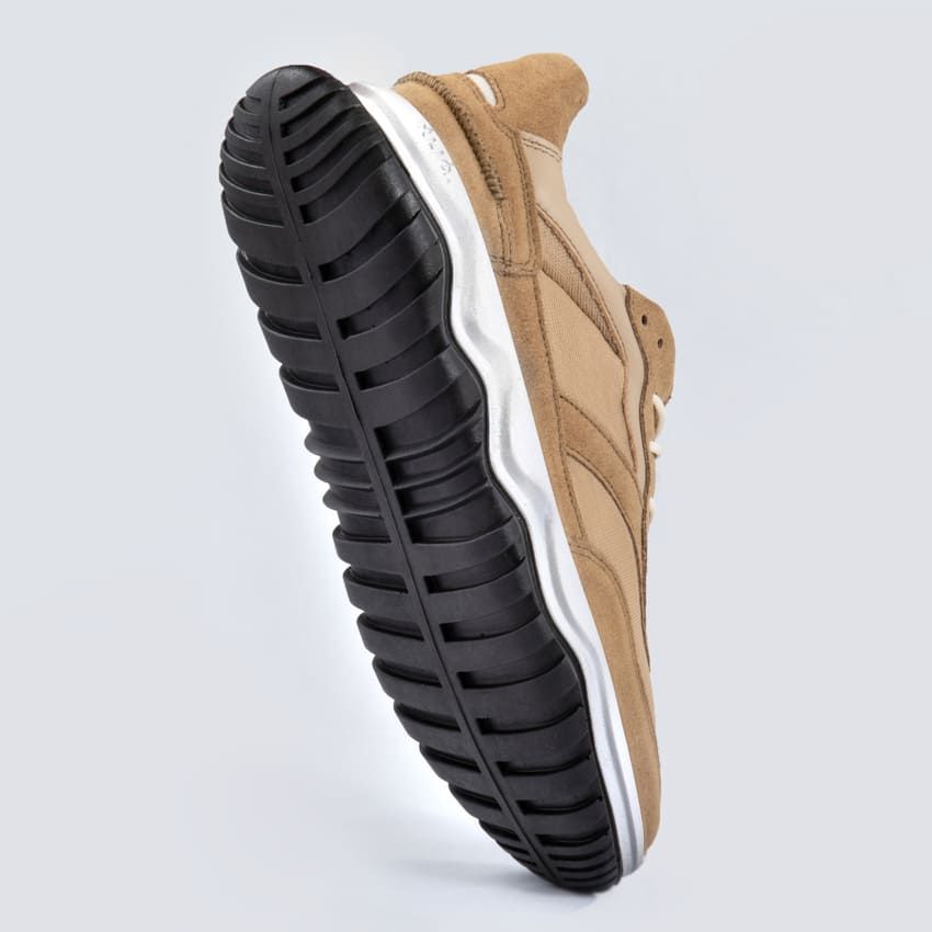 フェンディも虜にした「ムーンスター」のニューカマーはローミーとエスピー - 11枚目の画像