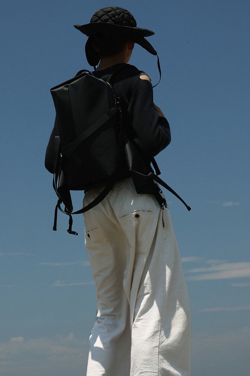 ダウン着用時のリュック問題を解決する「デサント オルテライン×コートエシエル」の水沢ダウン - 23枚目の画像