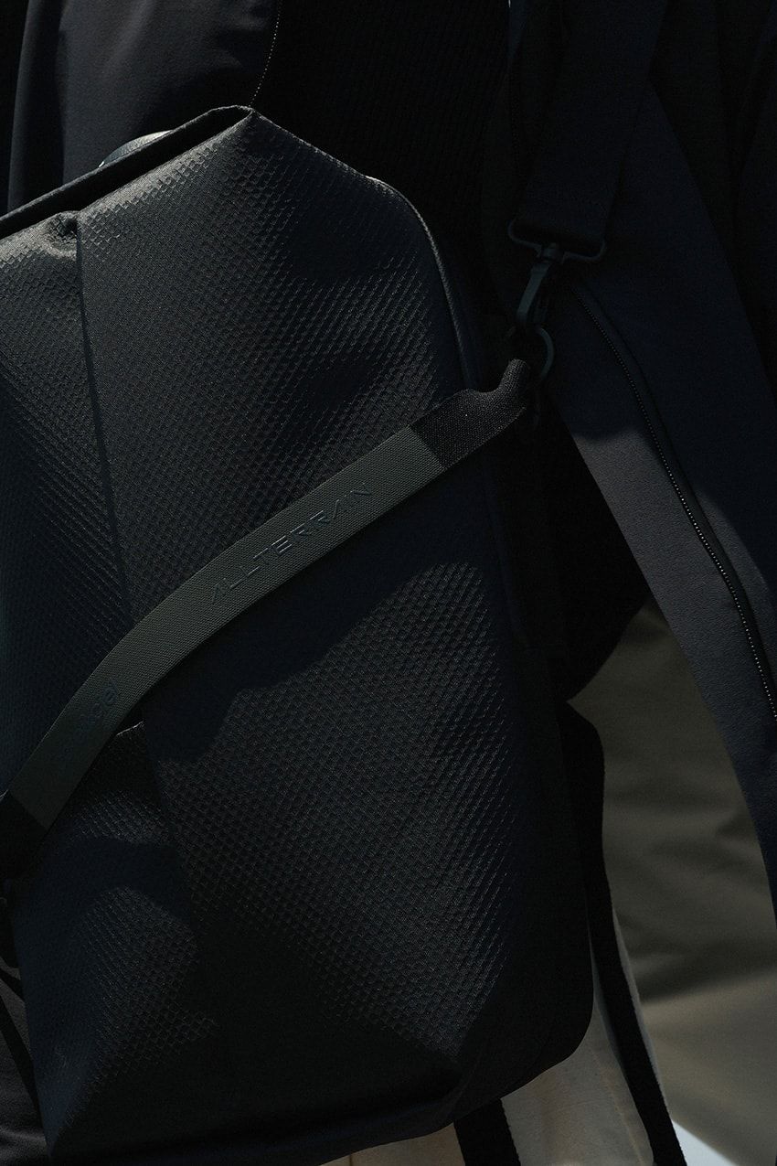 ダウン着用時のリュック問題を解決する「デサント オルテライン×コートエシエル」の水沢ダウン - 35枚目の画像