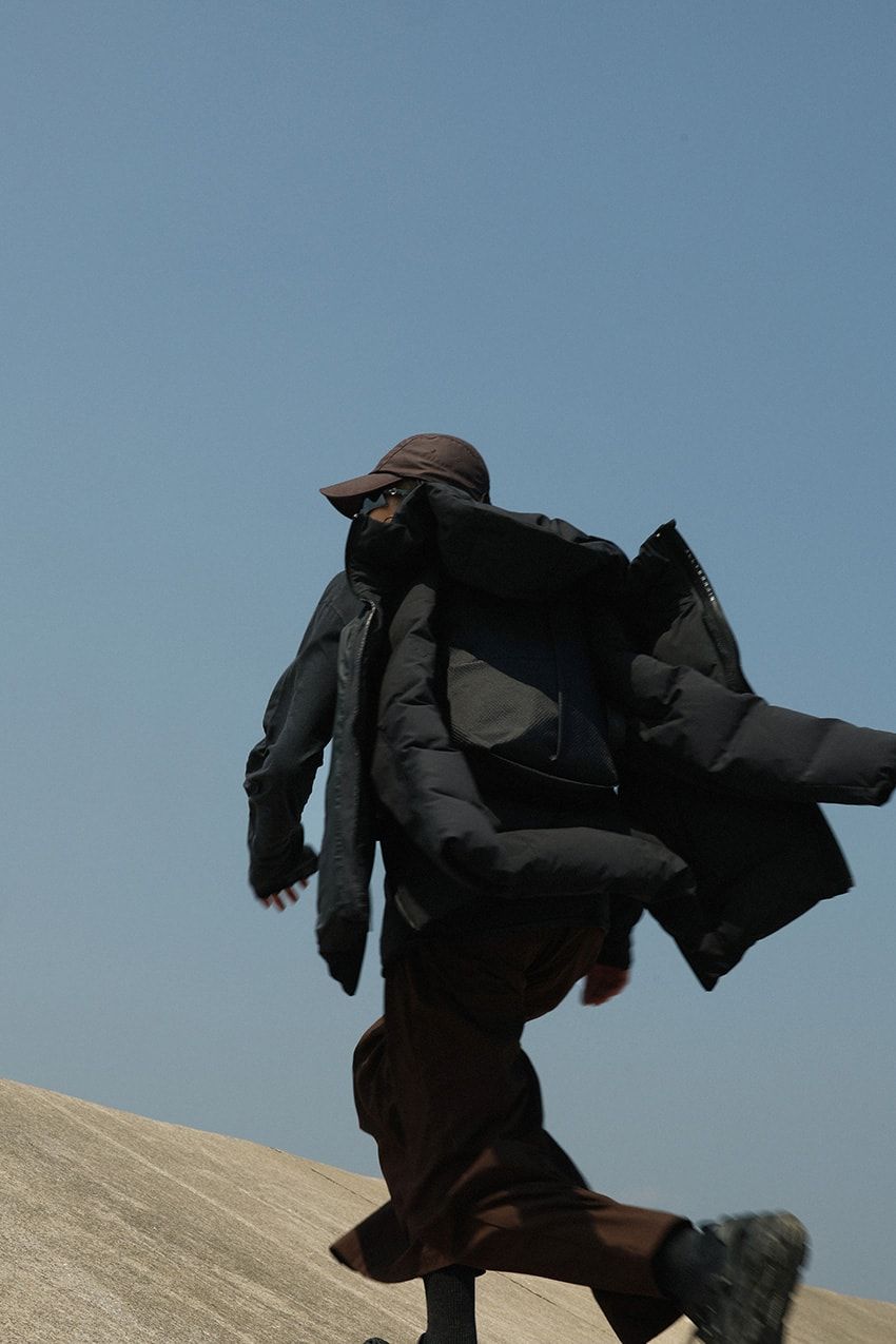 ダウン着用時のリュック問題を解決する「デサント オルテライン×コートエシエル」の水沢ダウン - 13枚目の画像