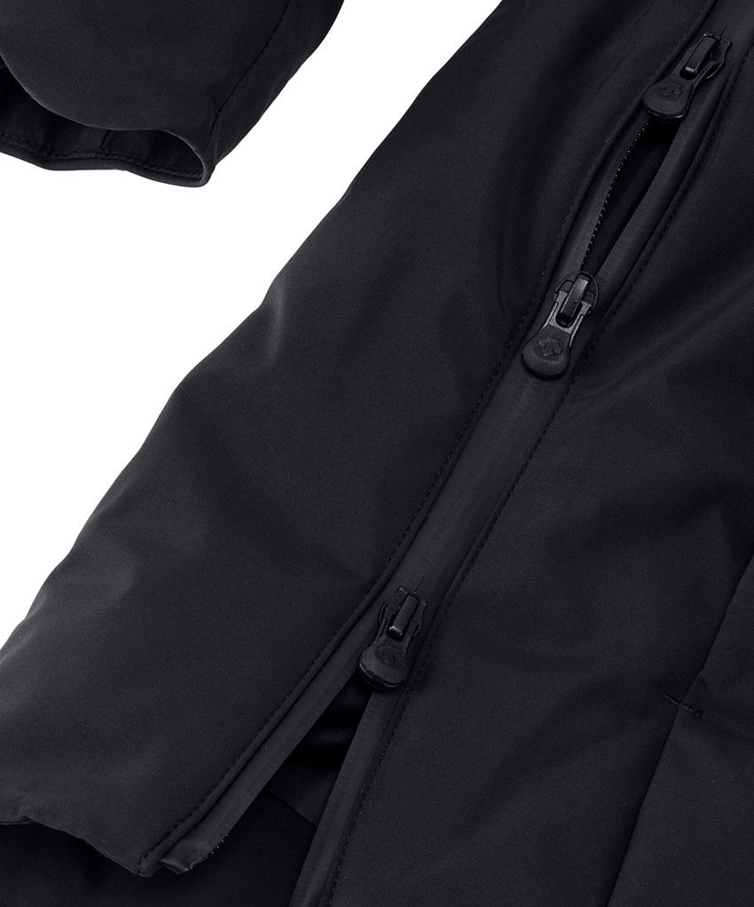 ダウン着用時のリュック問題を解決する「デサント オルテライン×コートエシエル」の水沢ダウン - 8枚目の画像