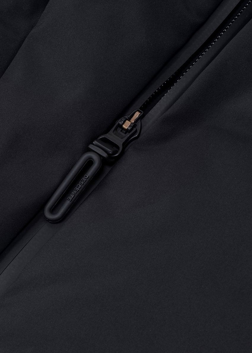 ダウン着用時のリュック問題を解決する「デサント オルテライン×コートエシエル」の水沢ダウン - 39枚目の画像