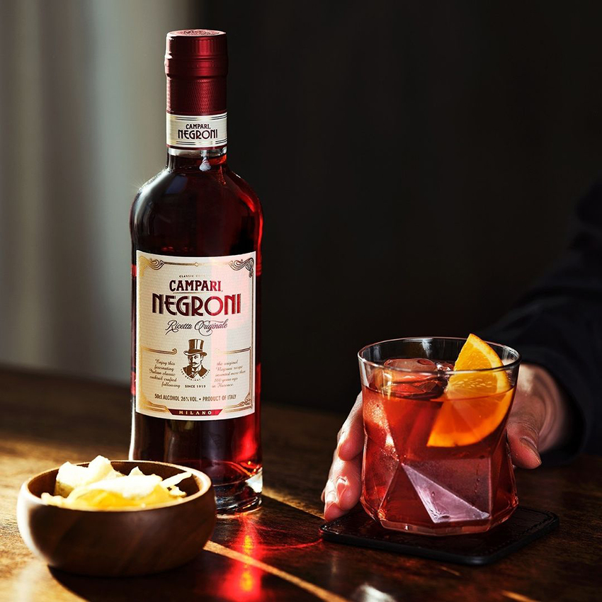 プレゼント】これ1本で“世界一”のカクテルを自宅でも！「カンパリ