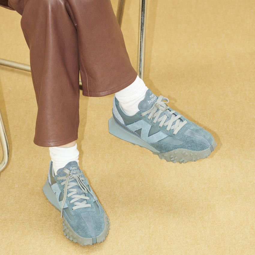 「ニューバランス×オーラリー」の新作はワントーンで仕上げた「XC72」、色味が最高！ - 4枚目の画像
