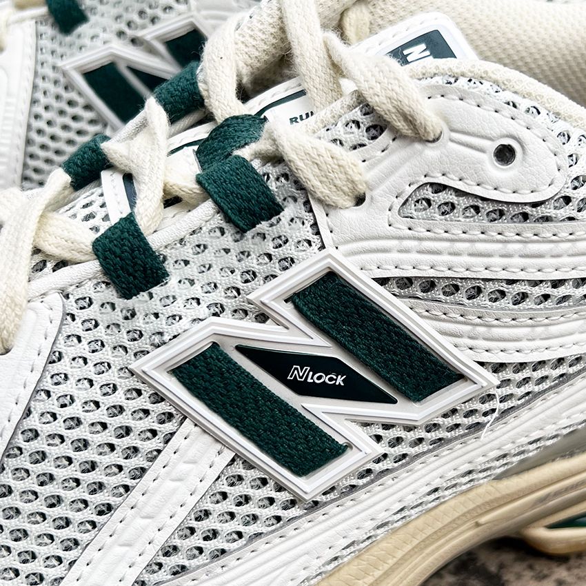 “Nロゴ”がシューレースに。ニューバランスの裏名作「1906」が進化して帰ってきた - 6枚目の画像