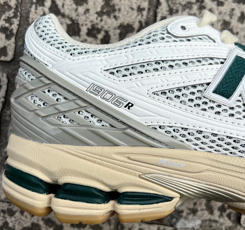 “Nロゴ”がシューレースに。ニューバランスの裏名作「1906」が進化して帰ってきた - 7枚目の画像