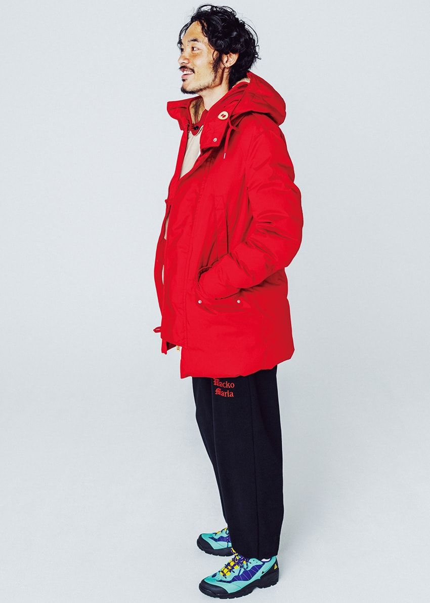 パワーカラーで気分をアゲる！「ホルバー」の真っ赤なダウンでポジティブコーディネイト - 2枚目の画像