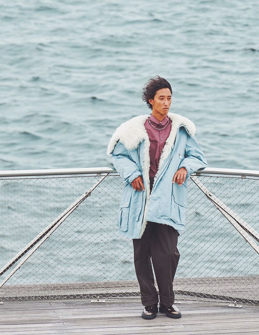 波に乗るかの如く、軽やかに。プロサーファー・河村海沙が着こなす「エルメス」の最新 - 2枚目の画像