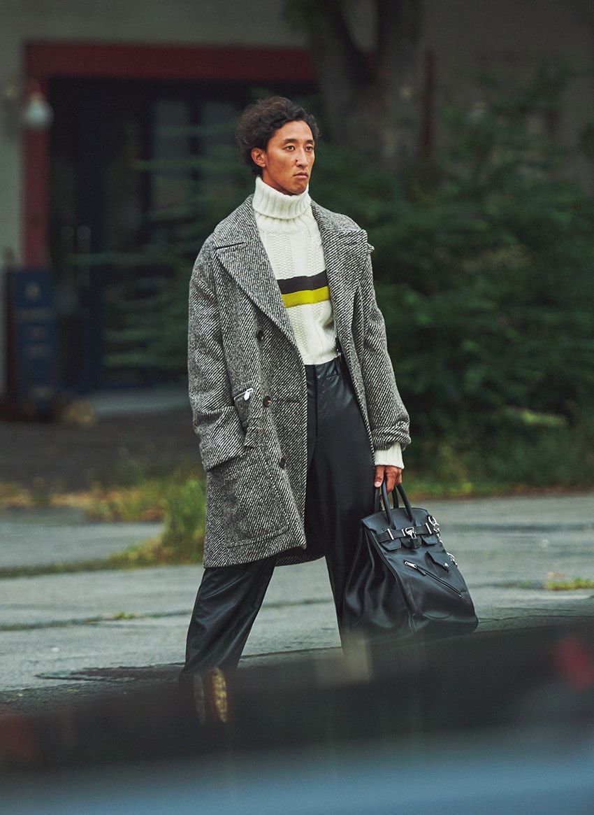 波に乗るかの如く、軽やかに。プロサーファー・河村海沙が着こなす「エルメス」の最新 - 3枚目の画像