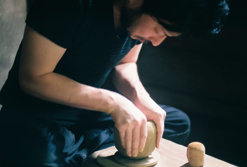 エルメス「ヒューマン・オデッセイ」のスペシャルエピソード公開。陶芸の名門「樂家」の16代目がエルメスの工房を訪れた - 9枚目の画像