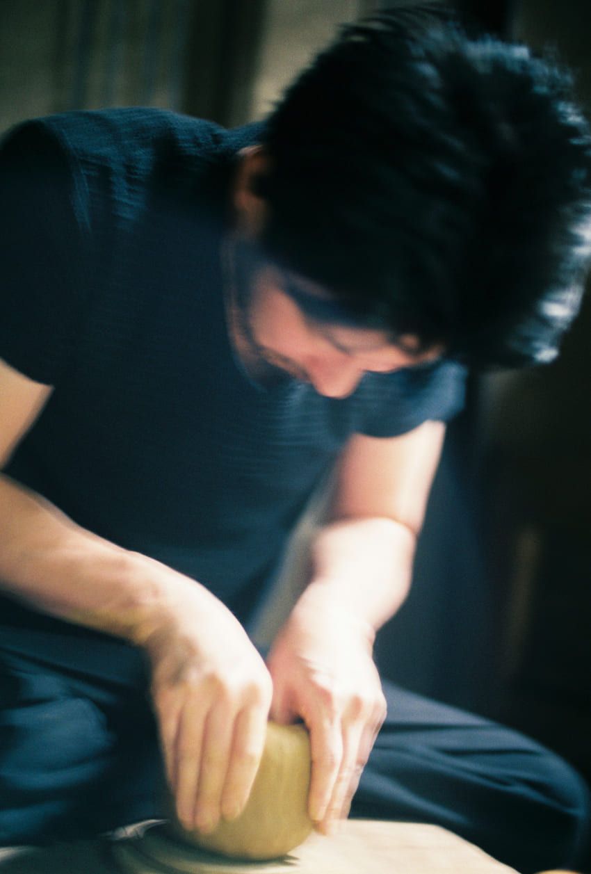 エルメス「ヒューマン・オデッセイ」のスペシャルエピソード公開。陶芸の名門「樂家」の16代目がエルメスの工房を訪れた - 11枚目の画像