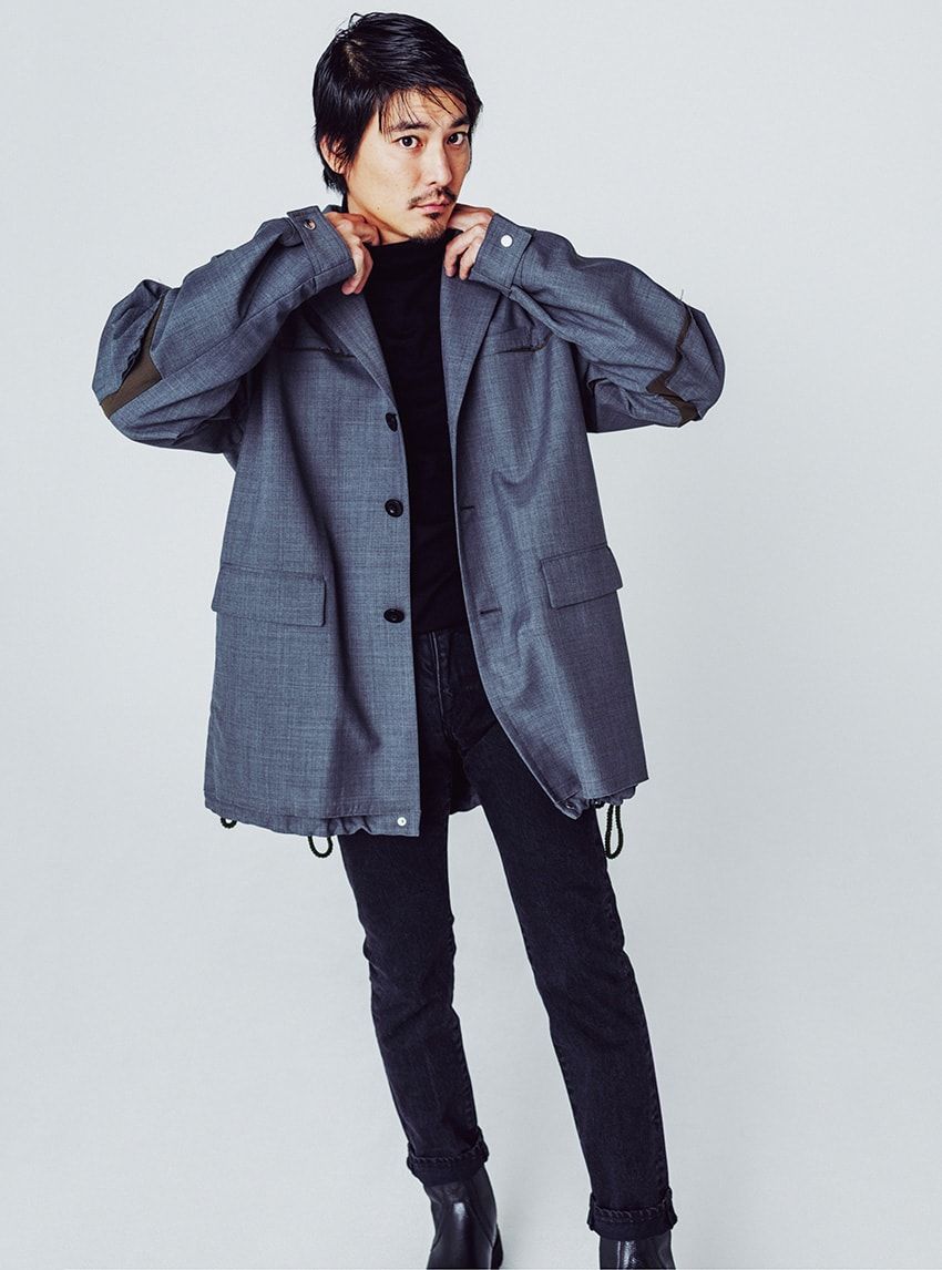 「サカイ」の“変形ジャケット”が使い勝手バツグン！ シンプルコーデに加えるだけでOKです - 1枚目の画像