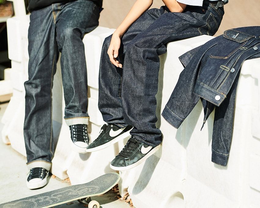 左から、1944「501®」3万5200円、1955「501®」3万5200円、デニムジャケット4万1800円／すべてリーバイス®︎ ビンテージ クロージング（すべてリーバイ・ストラウス ジャパン　0120-099-501）