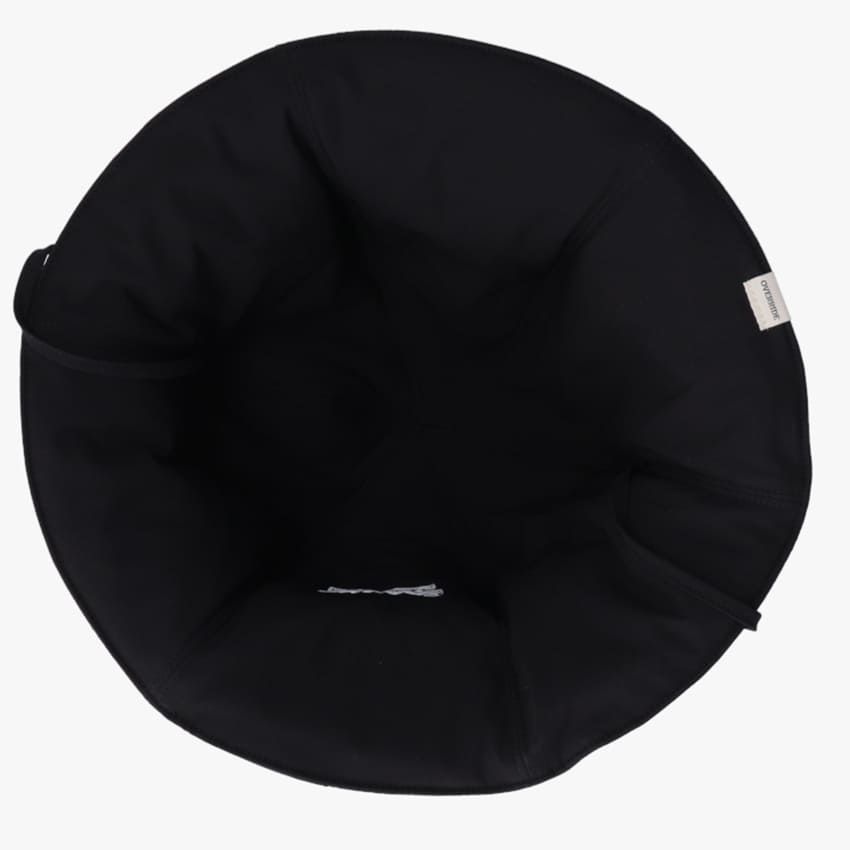 磯村勇斗、まさかの“無言”。サウナ愛好家ゆえにオーバーライドとコラボしてサウナハットを作った - 3枚目の画像