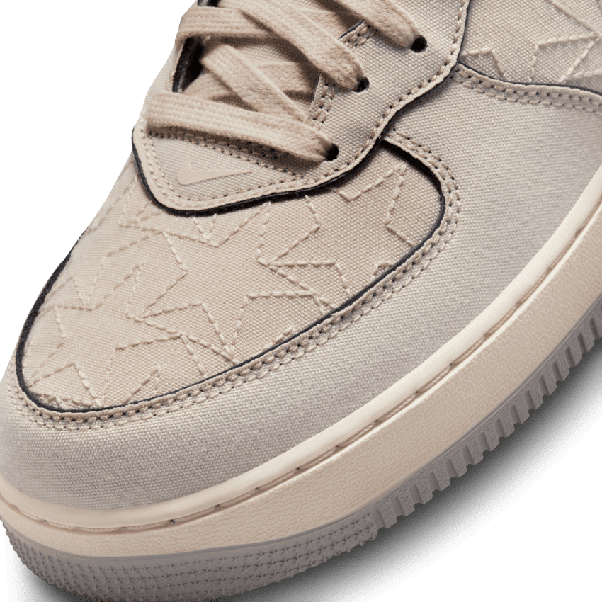 ひと皮剥ける「エア フォース 1」、2層構造になった下には名門カラーが。靴紐がもらえるイベントも！ - 19枚目の画像