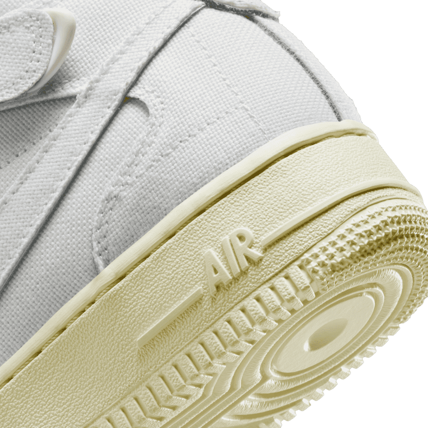 ひと皮剥ける「エア フォース 1」、2層構造になった下には名門カラーが。靴紐がもらえるイベントも！ - 10枚目の画像