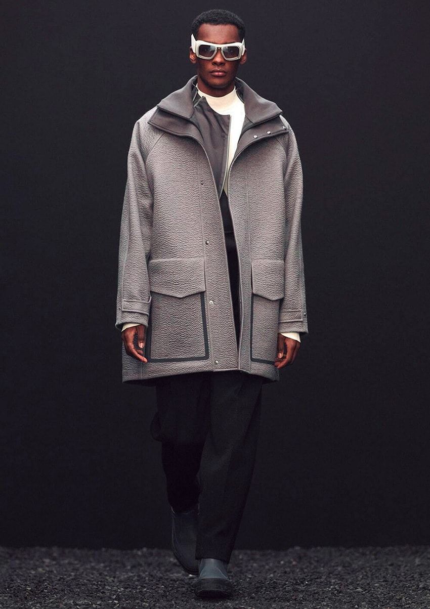 実はノーブルで都会的。ハイブランドのランウェイも“都市型グレー”で溢れていた！ - 4枚目の画像