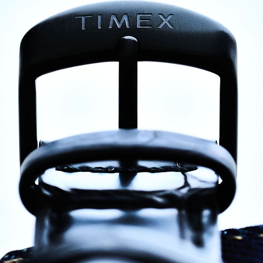 ハサミの「タイメックス」は「デンハム」別注。エキゾチックレザーのベルトでエレガントな一本に - 5枚目の画像