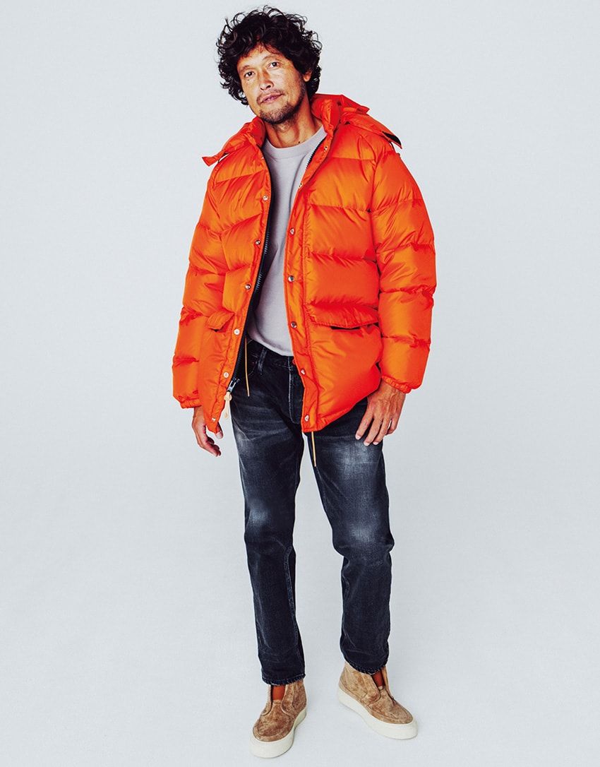 “Tシャツ×デニム”に合うダウンはレトロなデザイン。その理由を「バテンウェア」の一着で解説 - 3枚目の画像