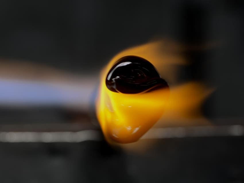 「ルイ・ヴィトン」の“飛び出すキャップ”。アートな価値を持つシリアルナンバー入りのフレグランス - 20枚目の画像