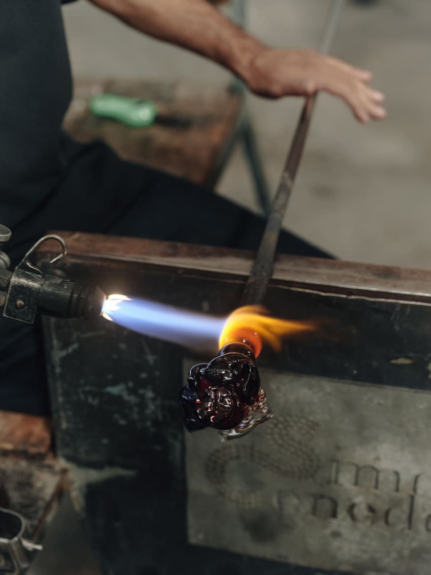 「ルイ・ヴィトン」の“飛び出すキャップ”。アートな価値を持つシリアルナンバー入りのフレグランス - 18枚目の画像