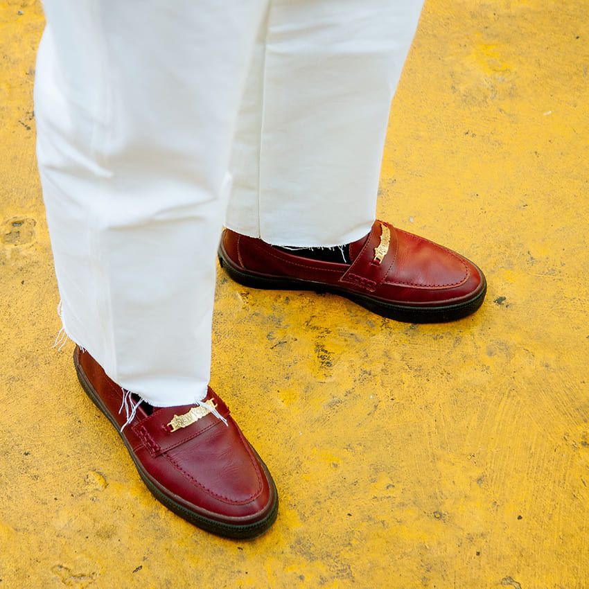 「コンバース スケートボーディング」のローファーは、TOYA HORIUCHIとのコラボでNYを感じる 一足に - 6枚目の画像