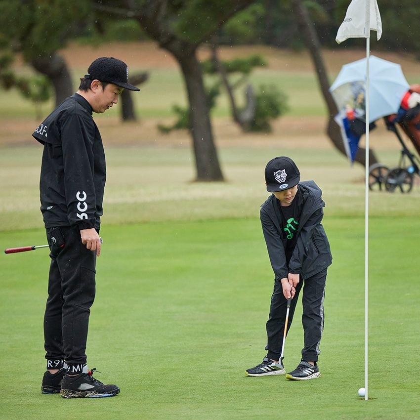 雨を吹き飛ばす満面の笑顔。オーシャンズの人気イベント「親子ゴルフvol.4」をレポート！ - 37枚目の画像