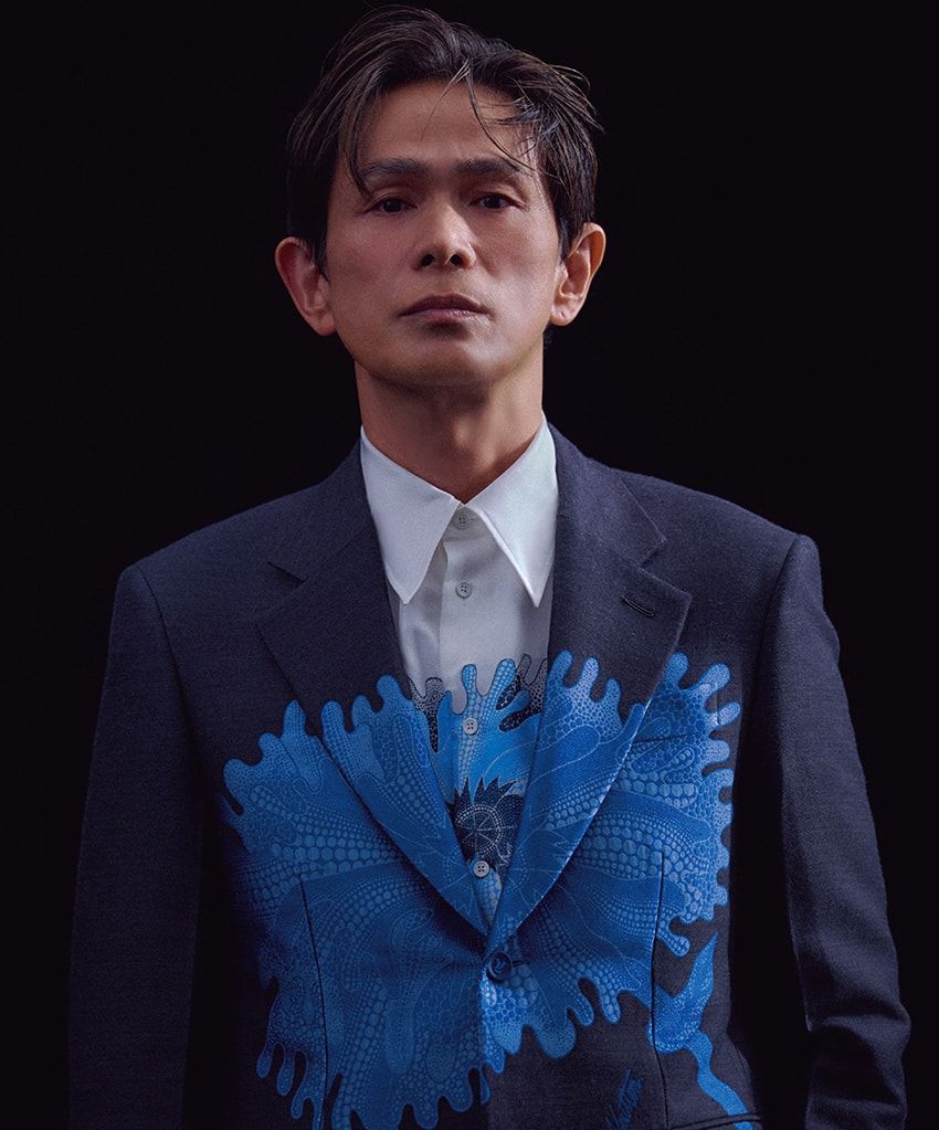 江口洋介が着る「ルイ・ヴィトン×草間彌生」。エネルギッシュな表現者の邂逅 - 2枚目の画像